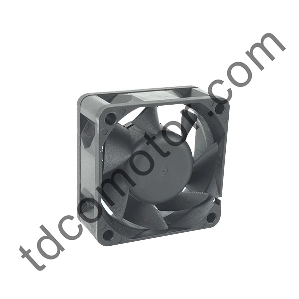 EC Aksiyel Fan 60x60x25 YZ-6025